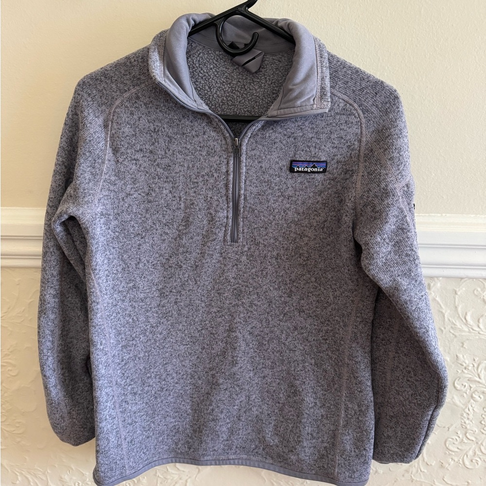 Patagonia purple quarterzip